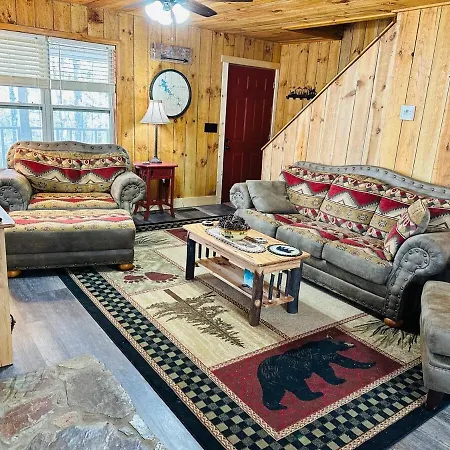 J&J'S Bearadise Lodge